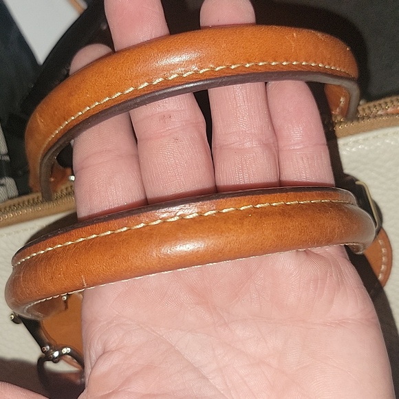 Dooney & Bourke Pebbled Grain Leather Zip Zip Satchel Handbag Taupe - Picture 5 of 6